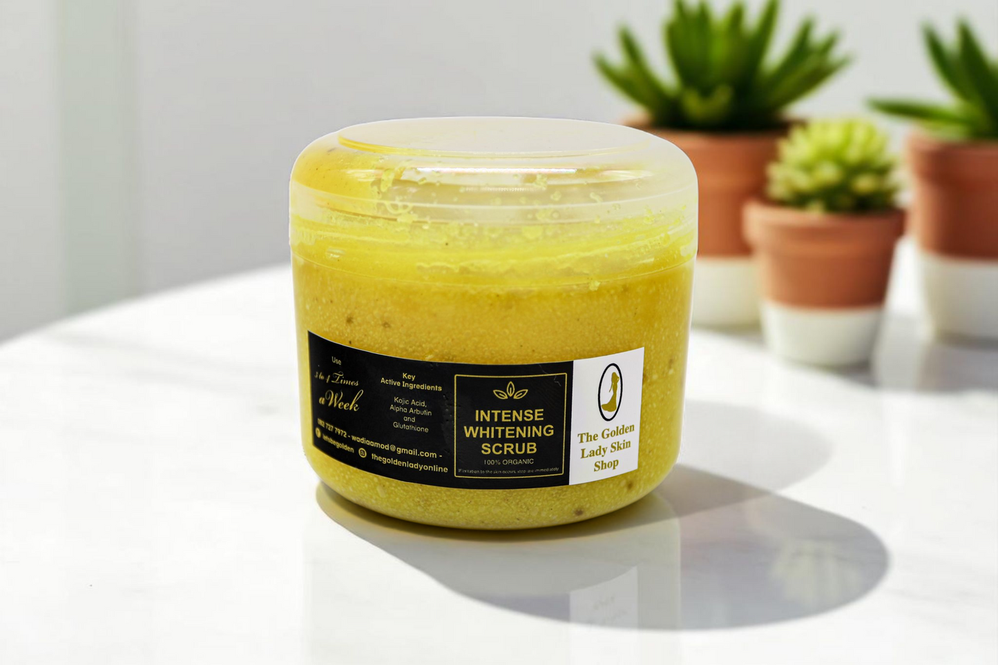 Intense Whitening Scrub